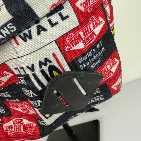 Vans Old Skool III Backpack Red Black White 18 inch Dual Strap Computer Bag - Picture 4 of 16